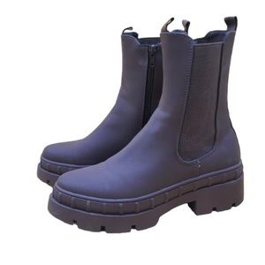 Forever 21 Brown Boots Size 8 Womens